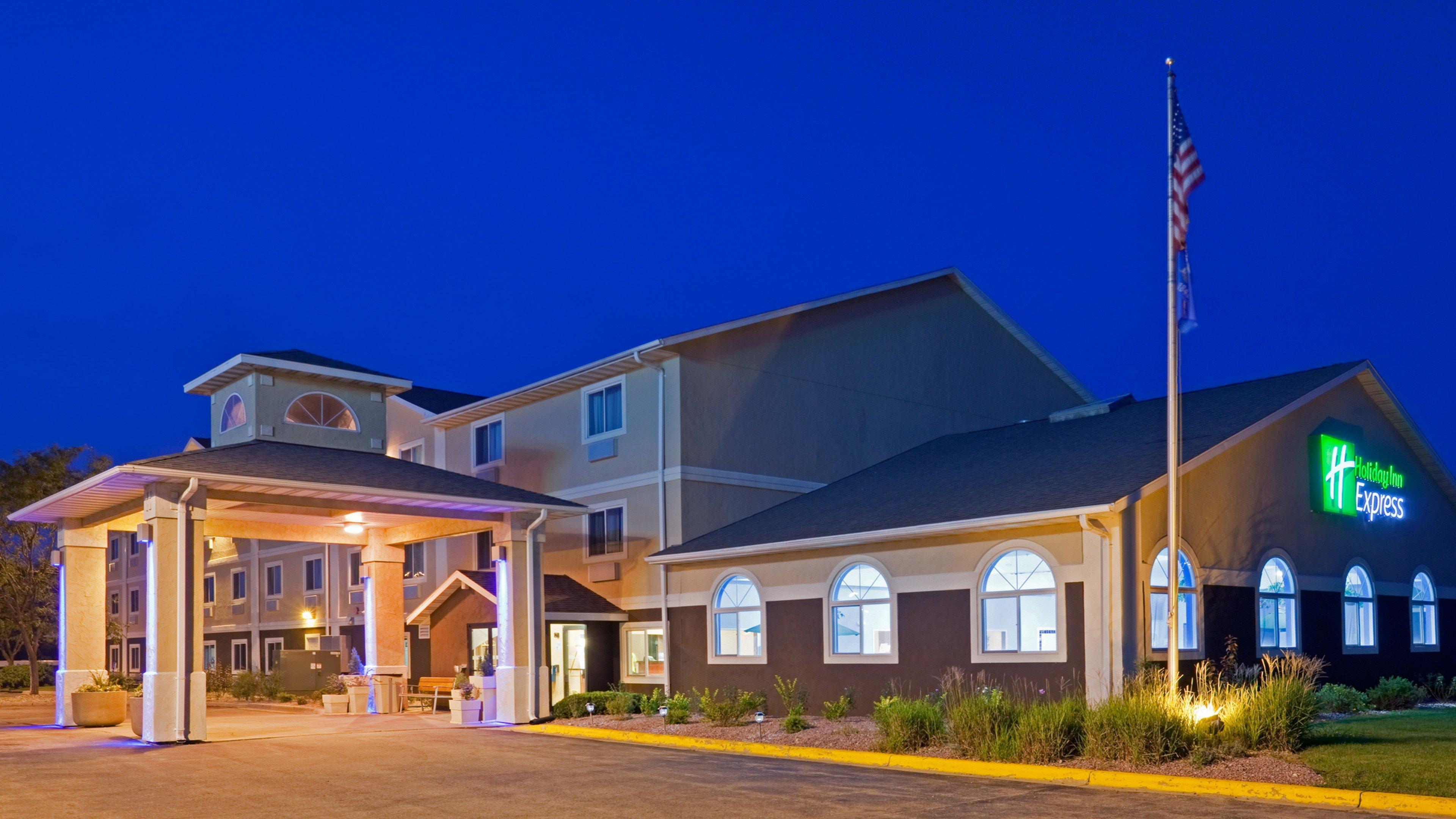 Holiday Inn Express Deforest By Ihg Exterior photo