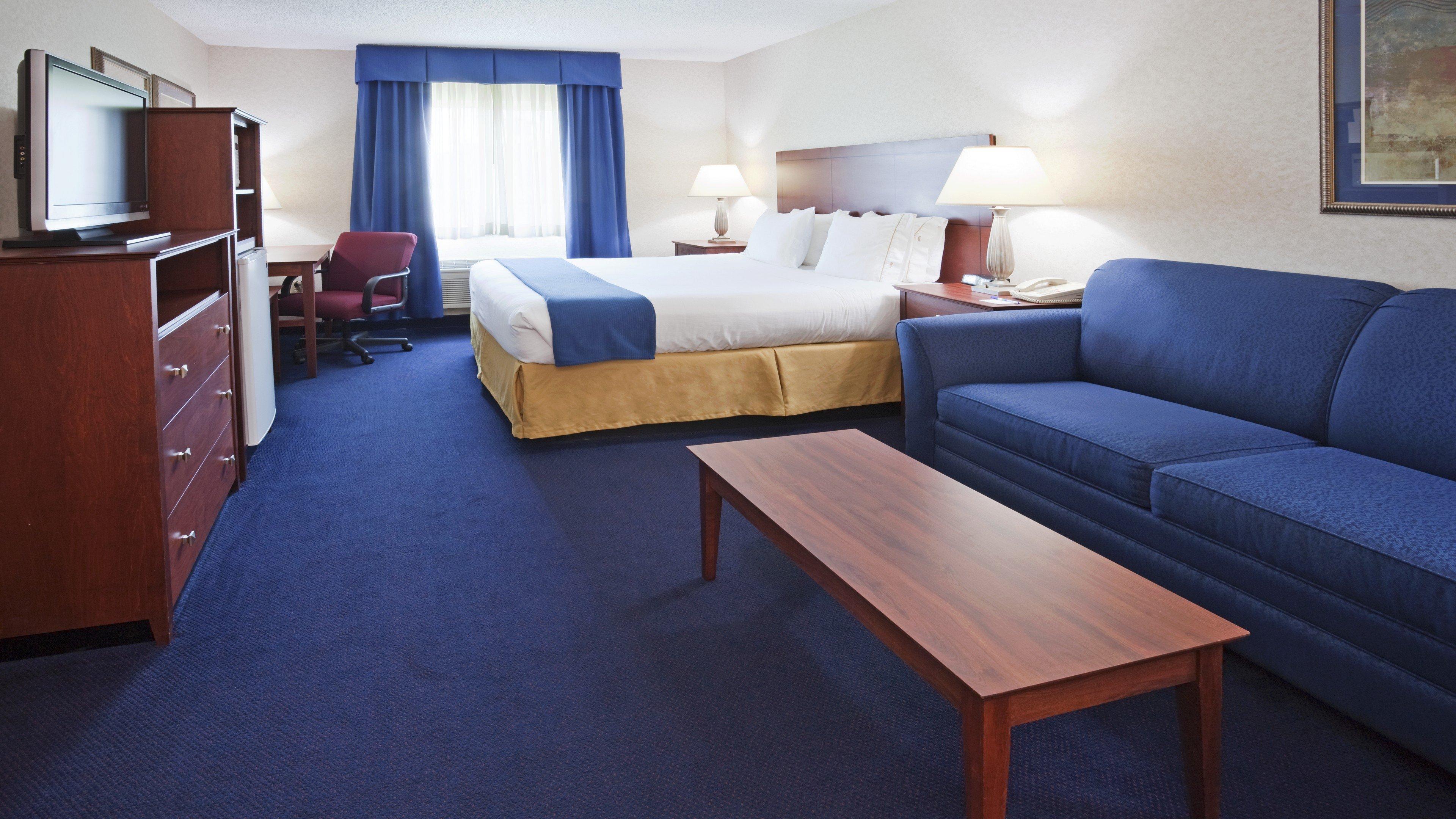 Holiday Inn Express Deforest By Ihg Room photo