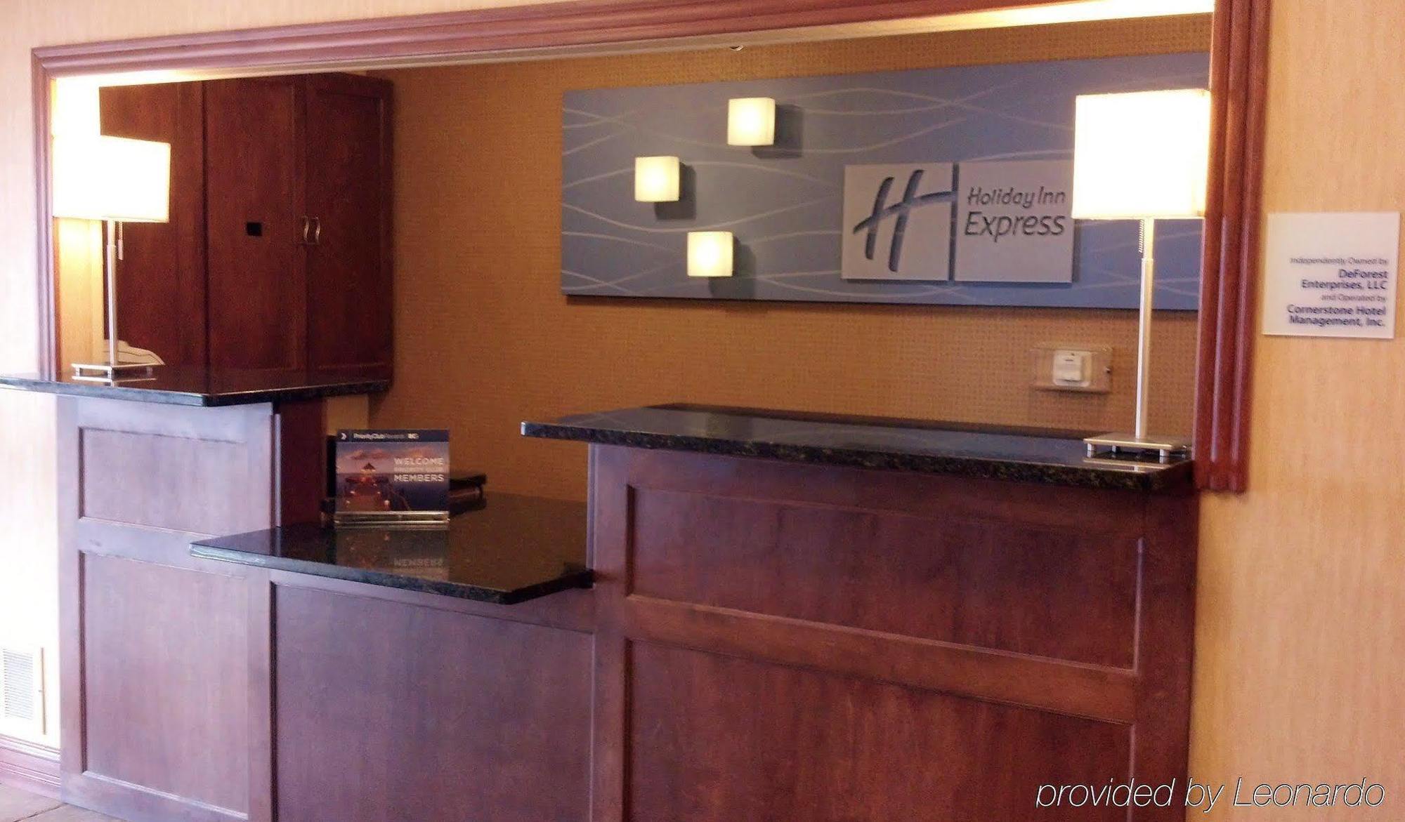 Holiday Inn Express Deforest By Ihg Exterior photo